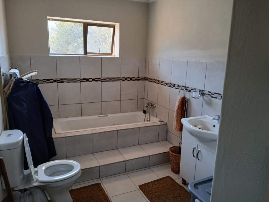 To Let 2 Bedroom Property for Rent in Leloko Lifestyle Estate North West